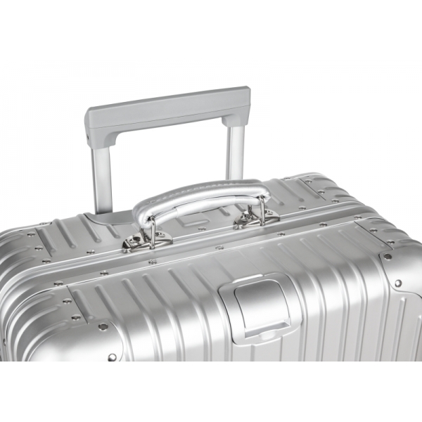 Velký hliníkový kufr na kolečkách Kruger&Matz stříbrný